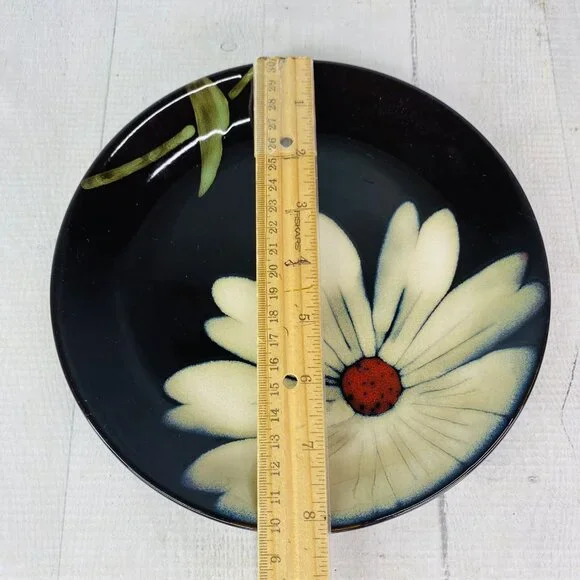 Mikasa Gourmet Basics BLOSSOM BLACK Cream Flower Stoneware Salad Plates Set of 4 - Picture 11 of 16